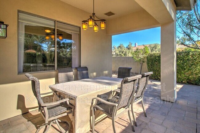Building Photo - 1833 W Periwinkle Way