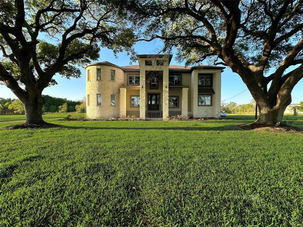 Primary Photo - 7737 Brookside Rd