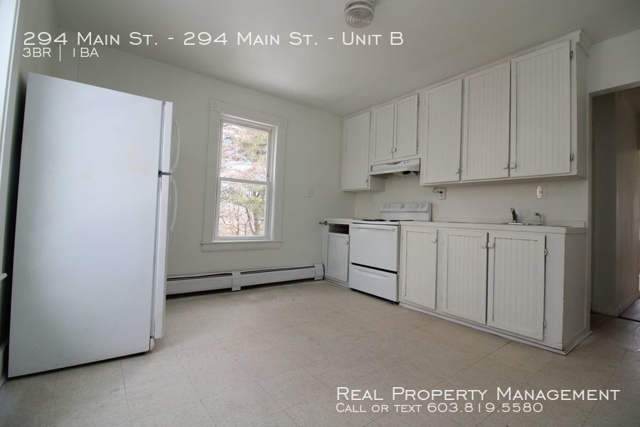 Large 3+ Bedroom Apartment Somersworth Apartment for Rent in