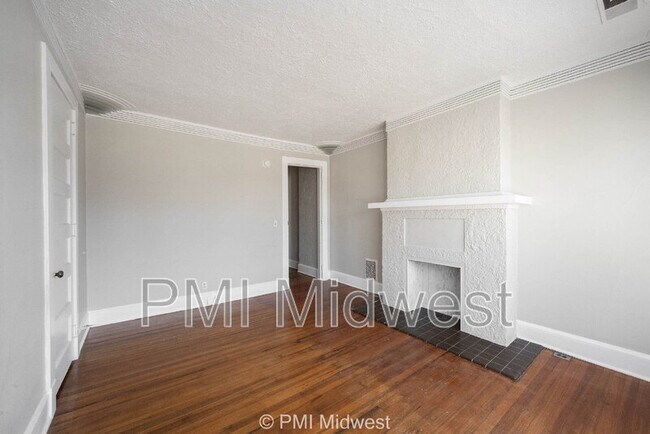 Foto del edificio - 125 E 17th St