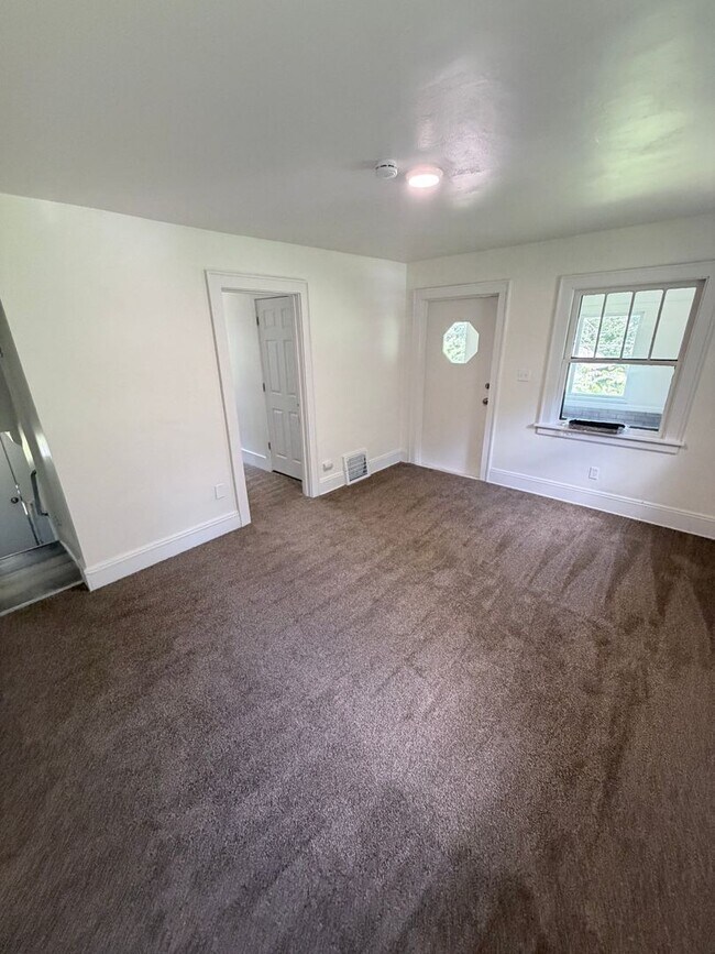 Foto del edificio - 2250 Bellfield Ave