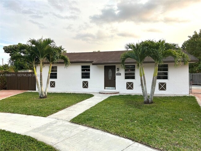 Foto del edificio - 1666 SW 3rd Ct