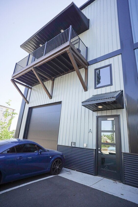 18 Caboose Ct Unit 1, Bozeman, MT 59718 Room for Rent in Bozeman, MT