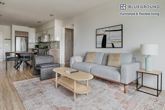 Foto del edificio - 650 E Capitol Ave