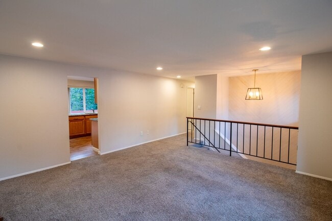 Photo - 12410 98th Avenue NE House