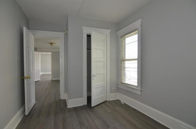 Building Photo - 38 Belmont St, Apt 3