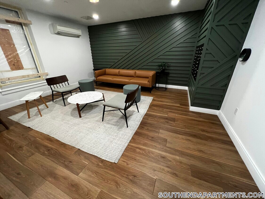 Foto principal - 1 Newcomb St