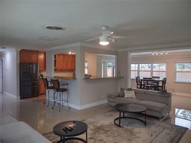 Foto del edificio - 2754 Renatta Dr