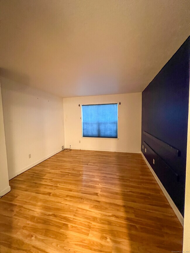 Building Photo - 99 Spyglass Cir