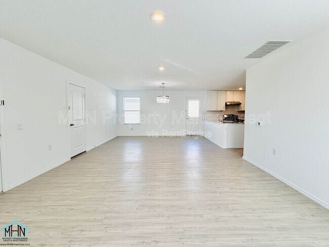 Foto del edificio - 10154 Asta Trl