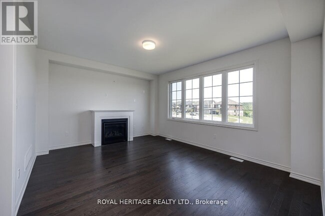 Photo du bâtiment - 1010 Trailsview Ave.