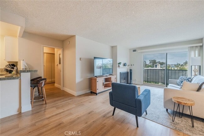 Building Photo - 8163 Redlands St
