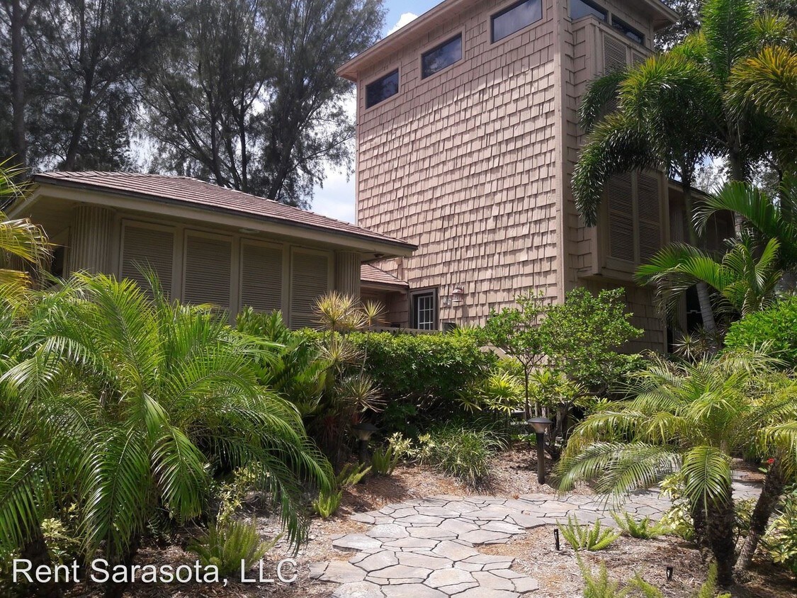 5880 Midnight Pass Rd, Siesta Key, FL 34242 House Rental in Siesta