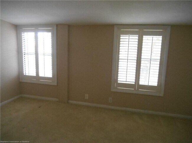 Foto del edificio - 154 W Center Ave