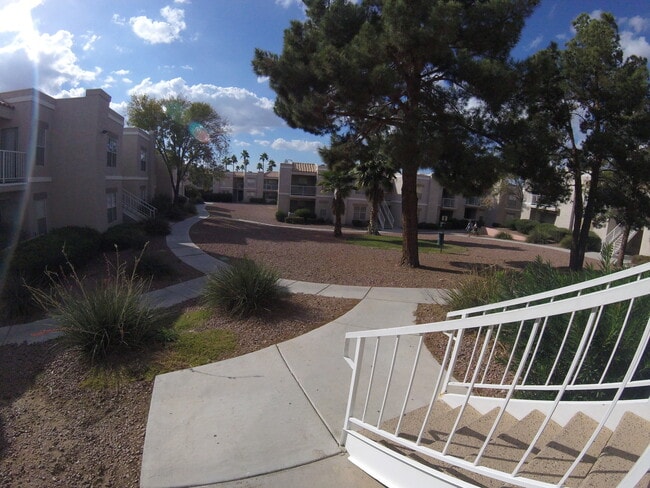 Building Photo - First floor condo in gated community with ...