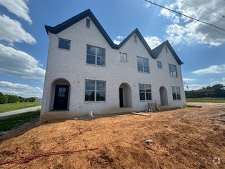 Building Photo - 901 27th St