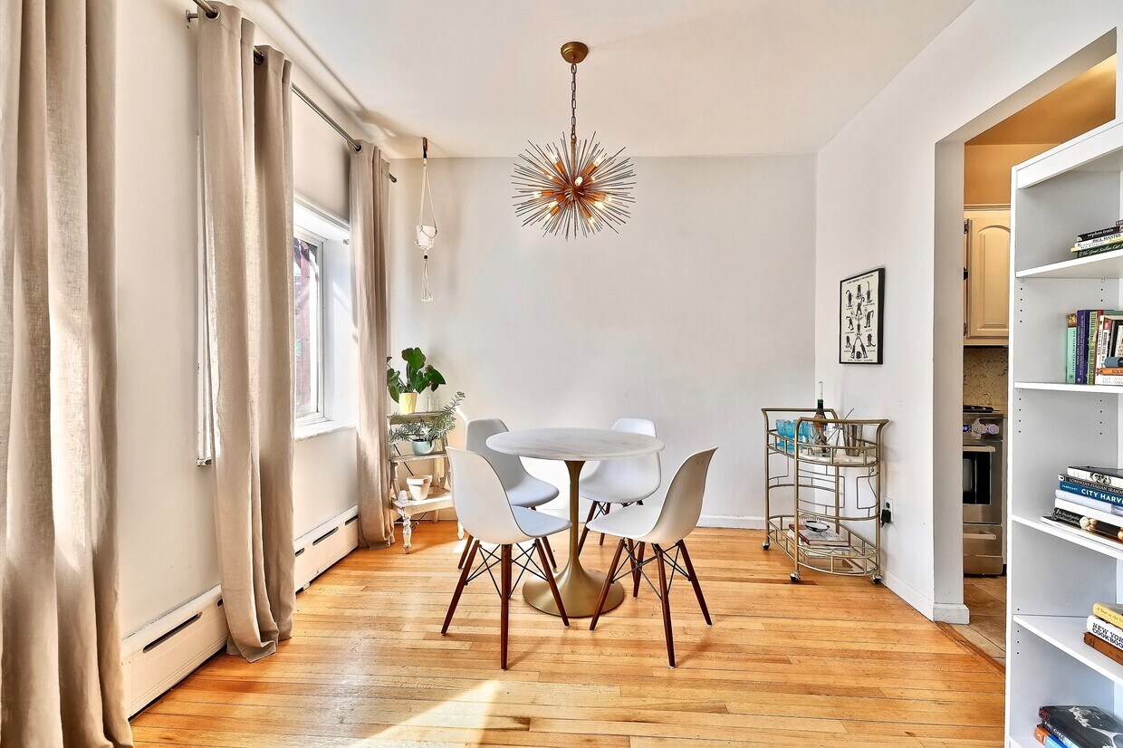 Primary Photo - SOHO/GV FULL-FLOOR 2BR w/ TERRACE