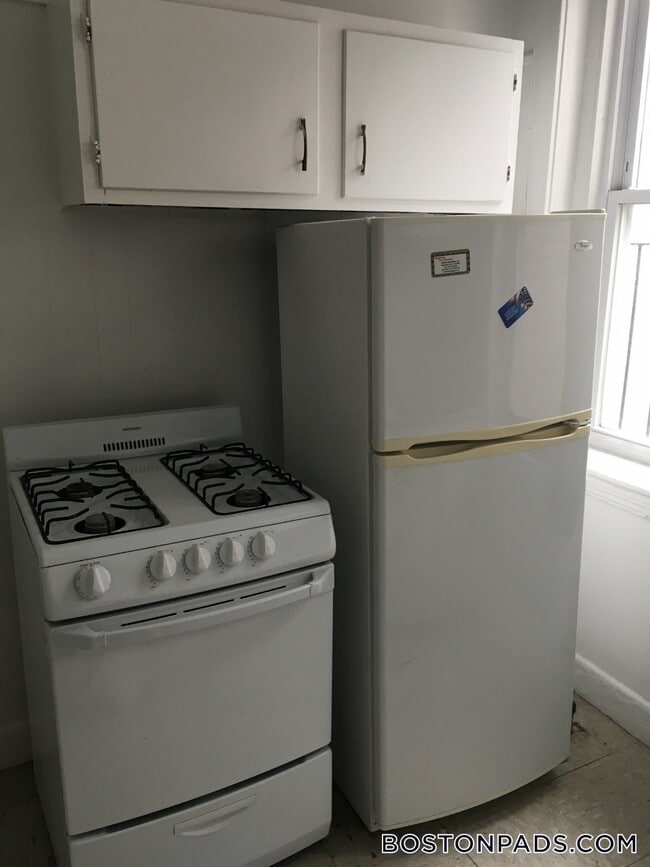 Building Photo - 1800 Commonwealth Ave