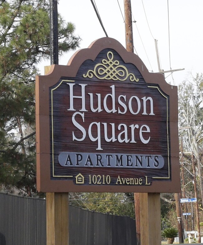 Hudson Square Apartments Rentals Baton Rouge, LA