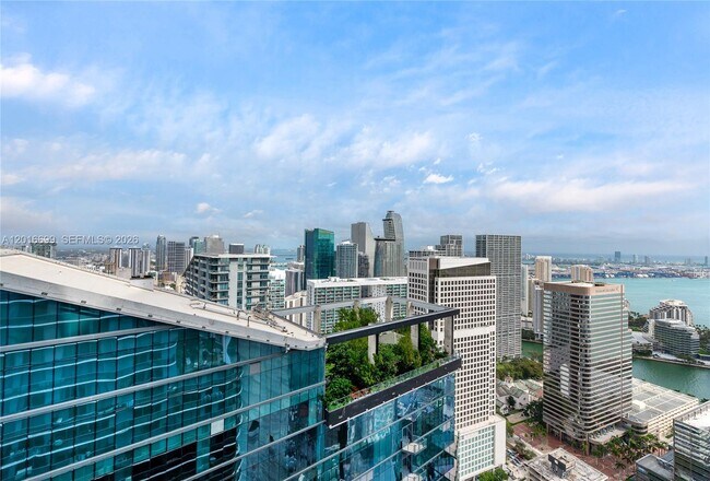 Building Photo - 801 S Miami Ave