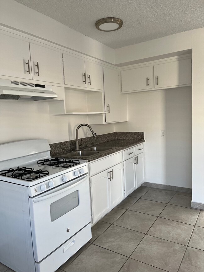 Foto del edificio - 9204 Sepulveda Blvd