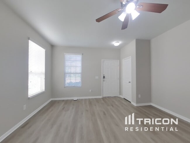 Foto del edificio - 6718 Atlasridge Dr