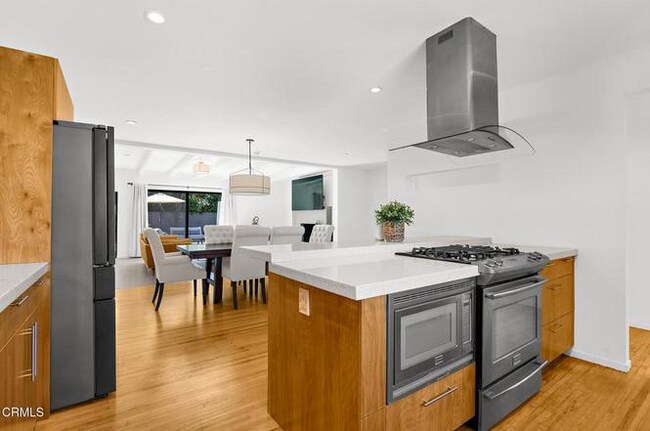 Foto del edificio - 1881 Tulane Ave