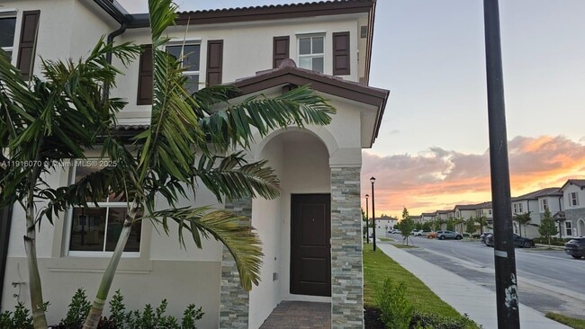 Foto del edificio - 2618 SE 27th Ct