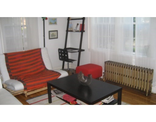 Primary Photo - 9 Ellery St