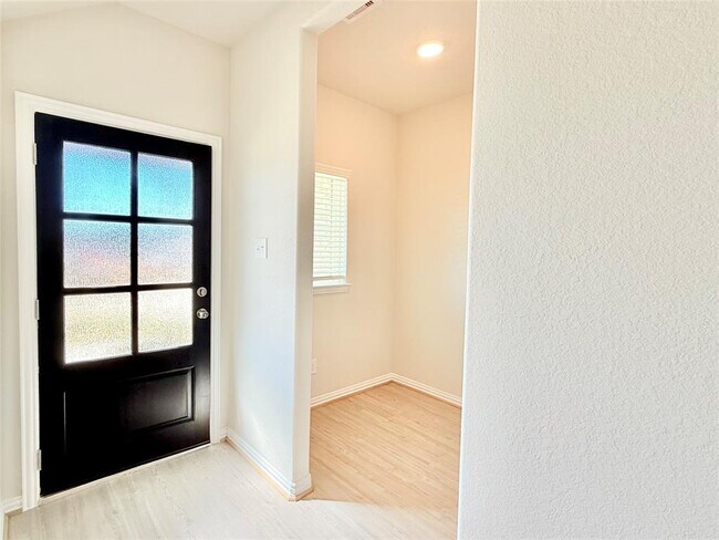 Building Photo - 22858 Ephesus Ave
