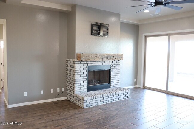 Building Photo - 6493 S Laus Deo Pl