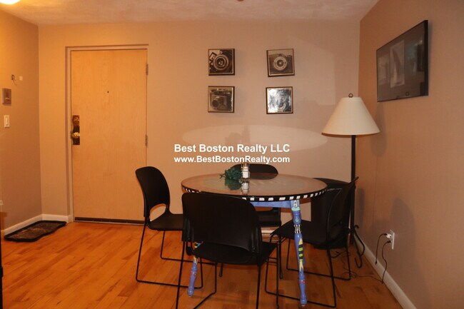 Foto del edificio - 84 Grant St