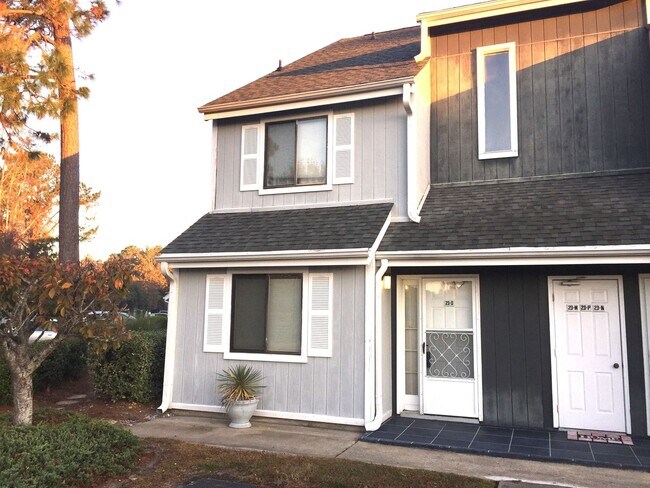 Building Photo - First month free with an eighteen-month le...
