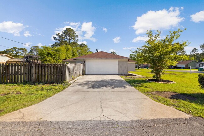 Building Photo - 1517 Kruse Dr