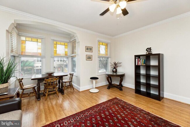 Foto del edificio - 428 8th St SE