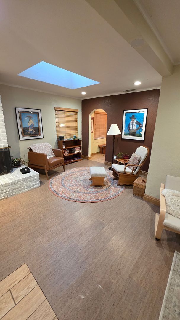 Foto del edificio - EAST SAC - FURNISHED