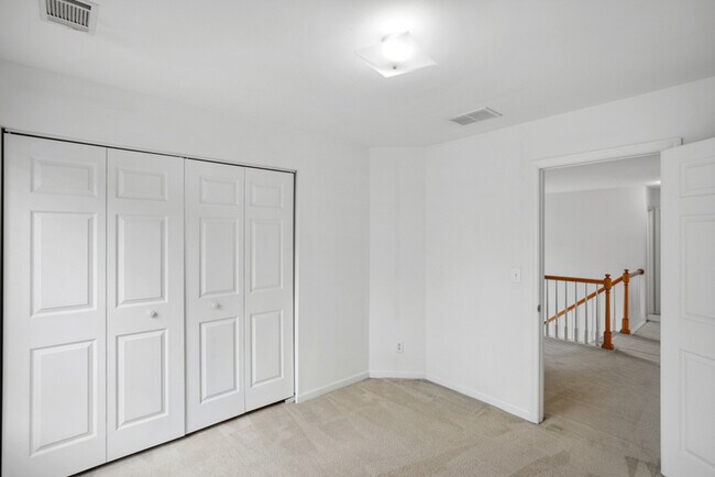 Foto del edificio - 2808 Ashwood Pl