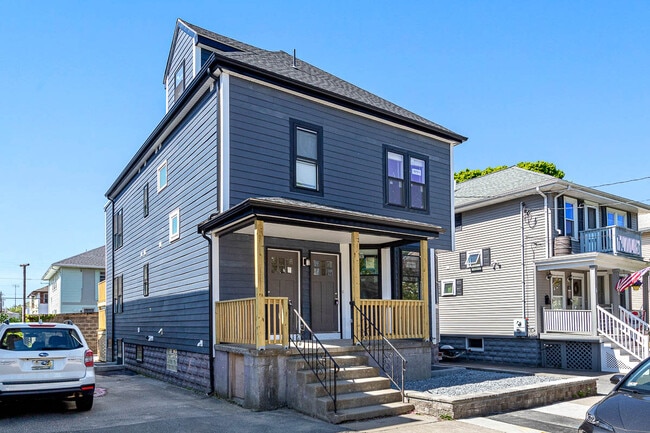 Building Photo - 70-72 Stanley Ave. Unit 72