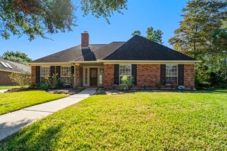 Building Photo - 15214 Park Estates Ln