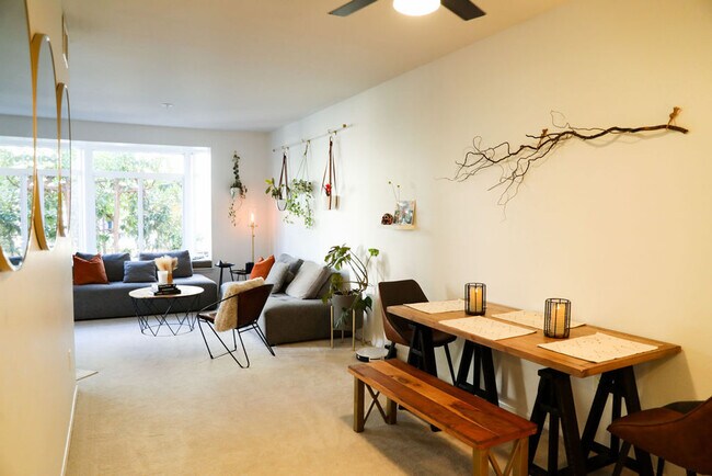 Foto del edificio - 2419 Fifth Ave