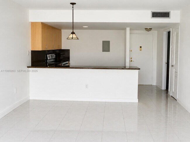 Foto del edificio - 16740 NE 9th Ave