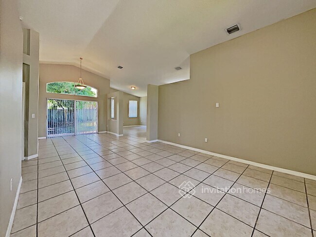 Building Photo - 18342 SW 94th Ct