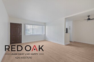Building Photo - 3401 Ocean Park Blvd