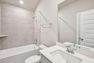 Building Photo - 2023 Murphy Rnch Ct