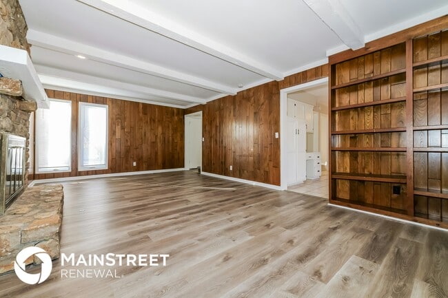 Building Photo - 10940 Reeder St