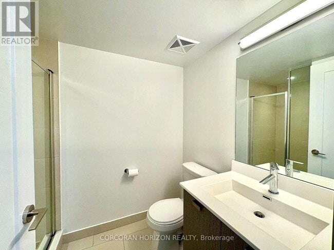 Building Photo - 275 Village Green Square