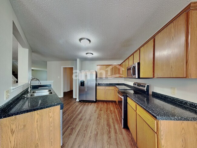 Foto del edificio - 10296 Kings Gap Way