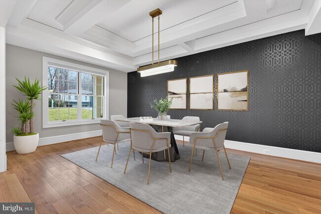 Foto del edificio - 7002 River Oaks Dr