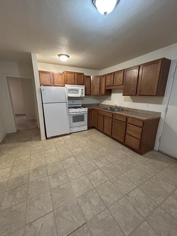 Building Photo - 129 W 2nd St