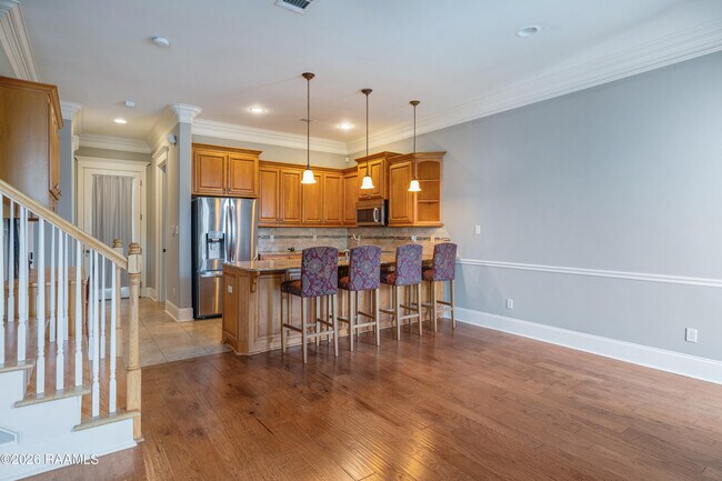 Foto del edificio - 103 Crystal Bay Ct